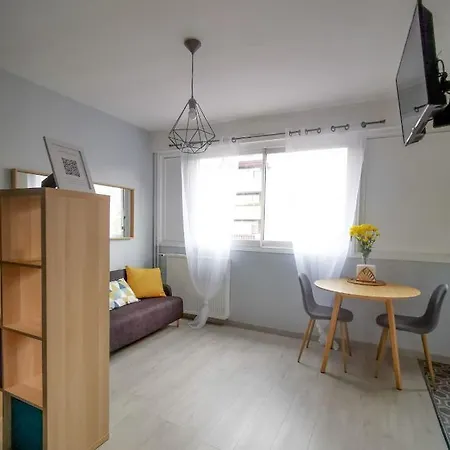 Cosy 30m In The Heart Of